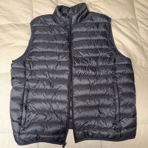 32 Degrees Men's Quilted Puffer Vest - BLACK - Like New